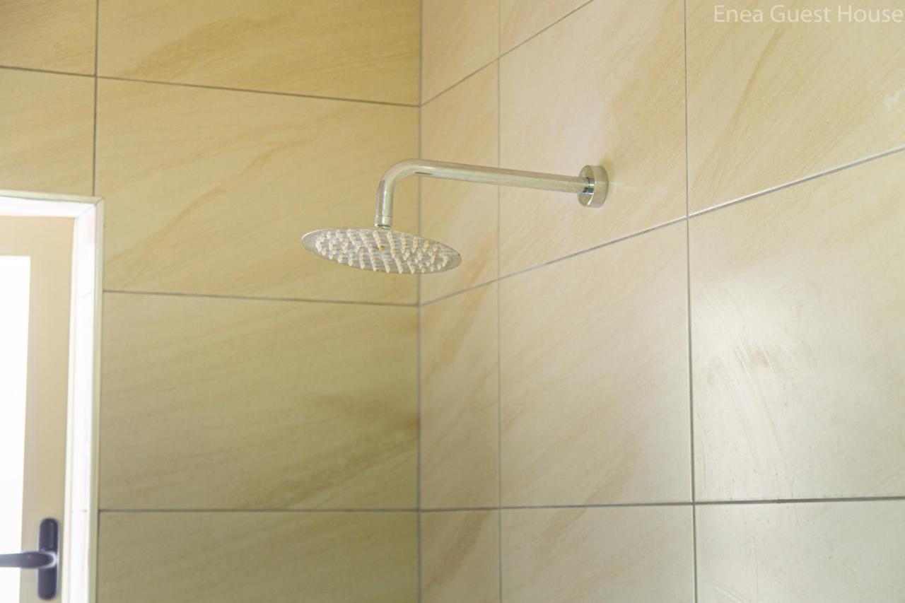 Enea'S Guest House Vlore Bagian luar foto