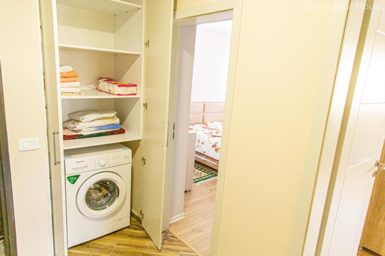 Enea'S Guest House Vlore Bagian luar foto