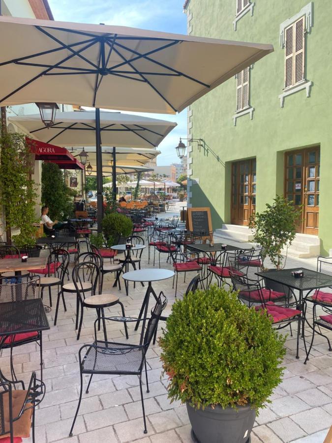 Enea'S Guest House Vlore Bagian luar foto